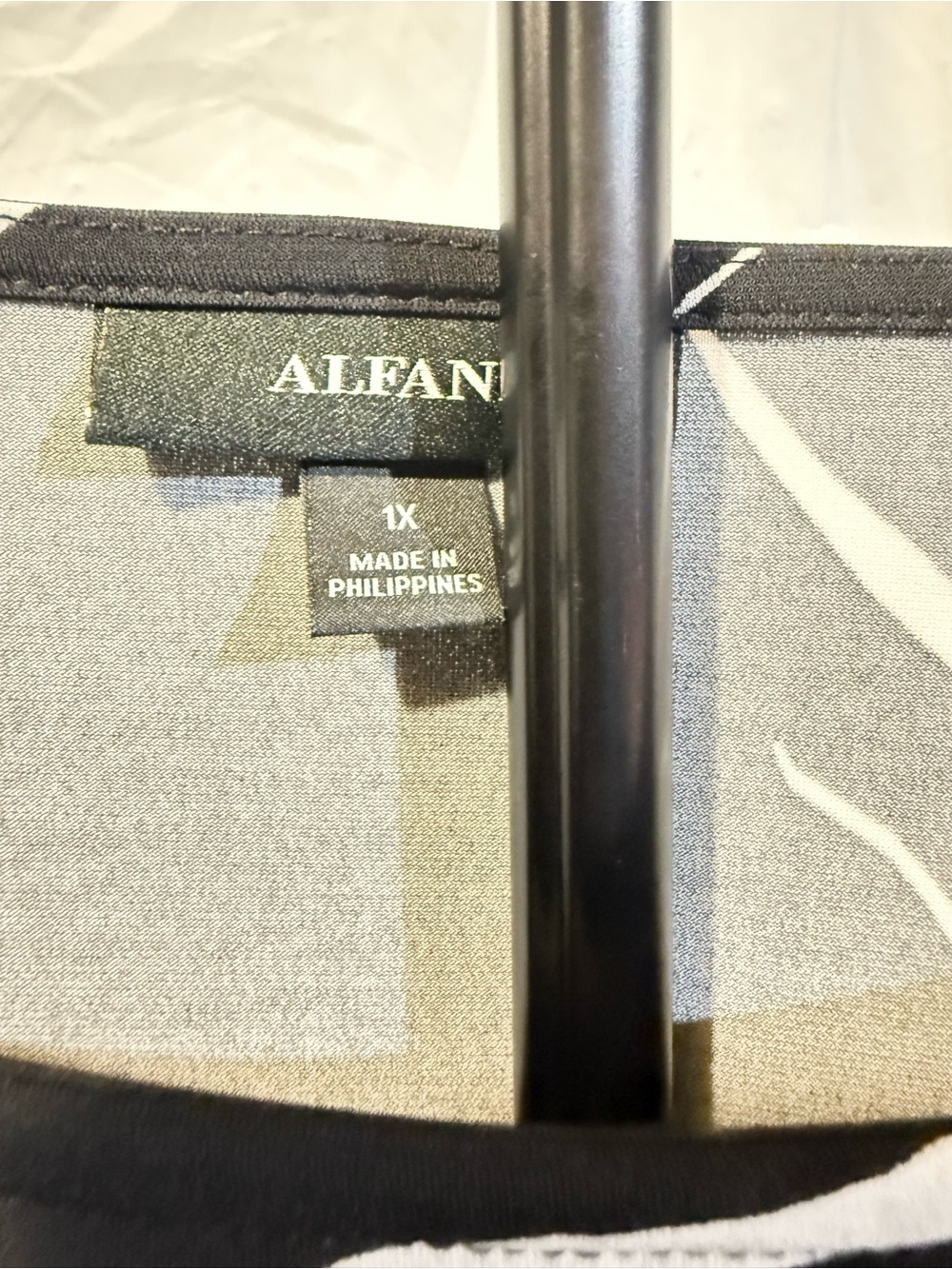 Alfani 2-Piece Pants & Top Set Black White Geometric Knit Top 1X Pants XL EUC - Picture 5 of 6